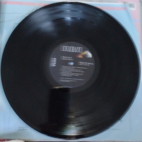 Dolly Parton "Real Love" Vintage Vinyl Record - Picture 3 of 4